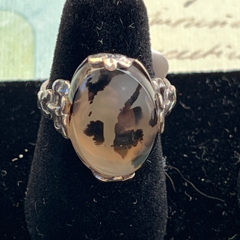 Elegant Silver Dendritic Agate Ring - Picture 2 of 5